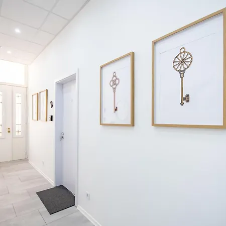 Stylish Nest With Ac Apartmán *