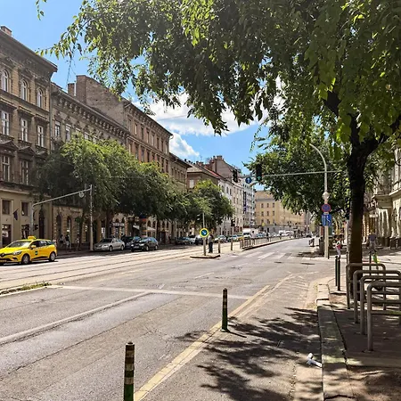 Stylish Nest With Ac Appartement *